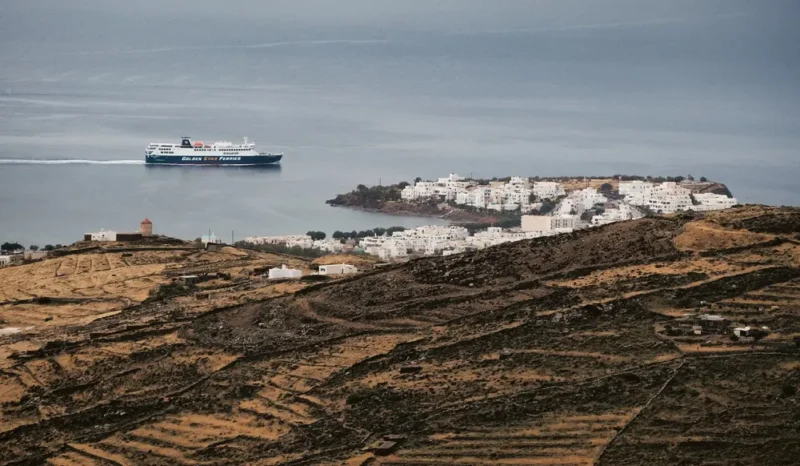 Veerboot tussen de Griekse eilanden
